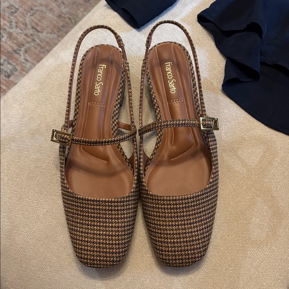 Franco Sarto Slingback Sandals - Picture 2 of 6